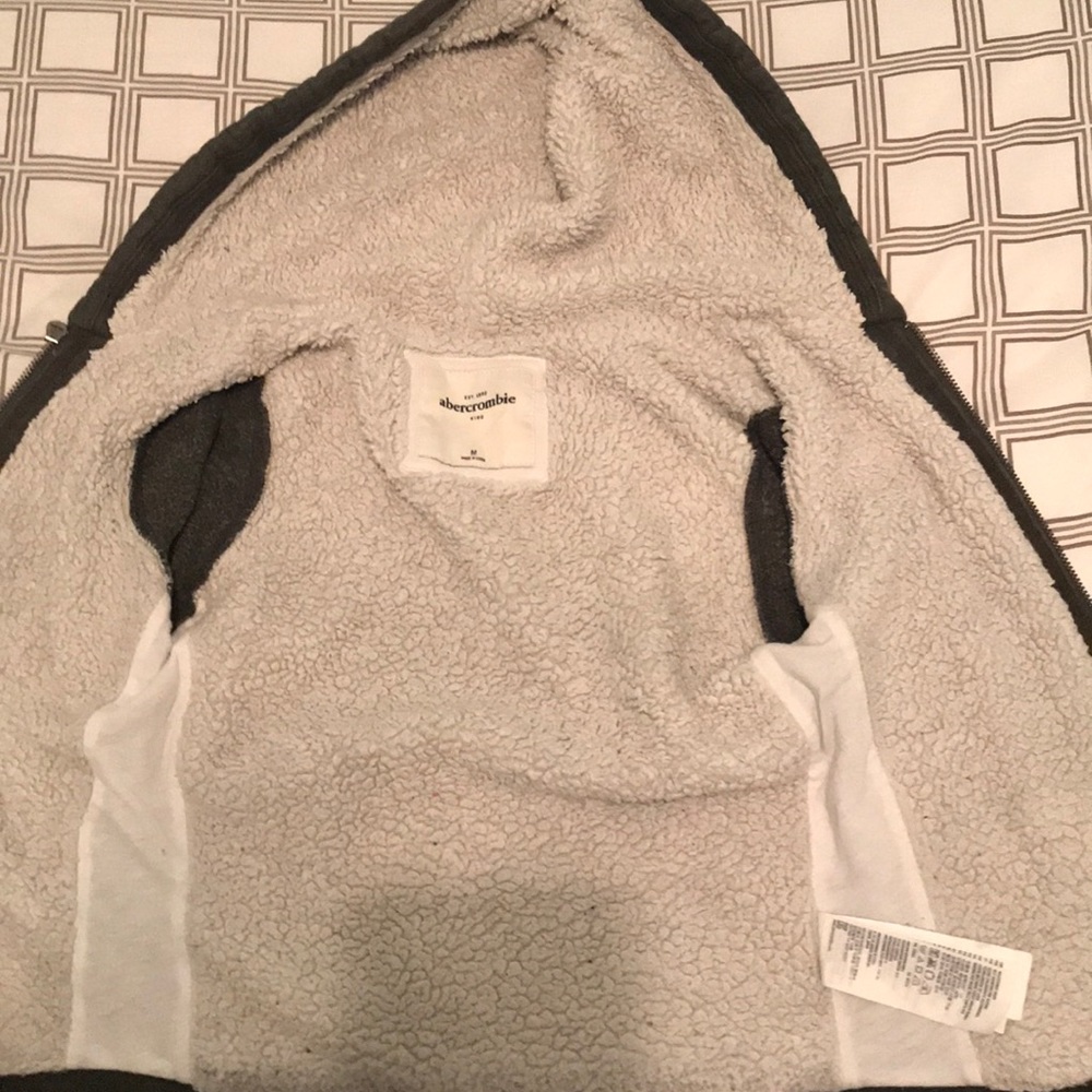 jacket - Picture 2 of 2